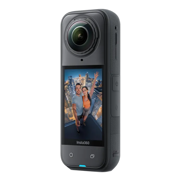 Insta360 X5