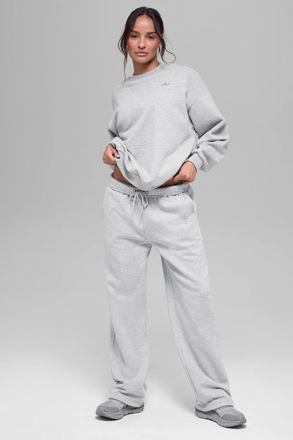 Alo Yoga Accolade Set — Crewneck Pullover + Straight Leg Sweatpant