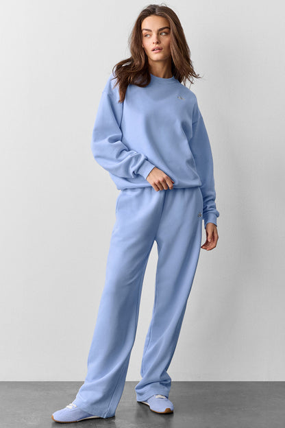Alo Yoga Accolade Set — Crewneck Pullover + Straight Leg Sweatpant