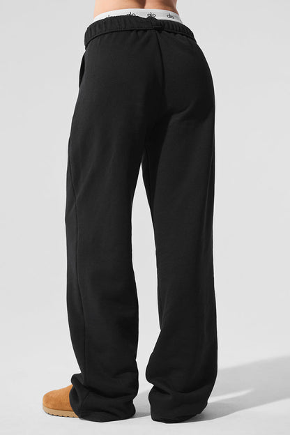 Alo Yoga Accolade Set — Crewneck Pullover + Straight Leg Sweatpant